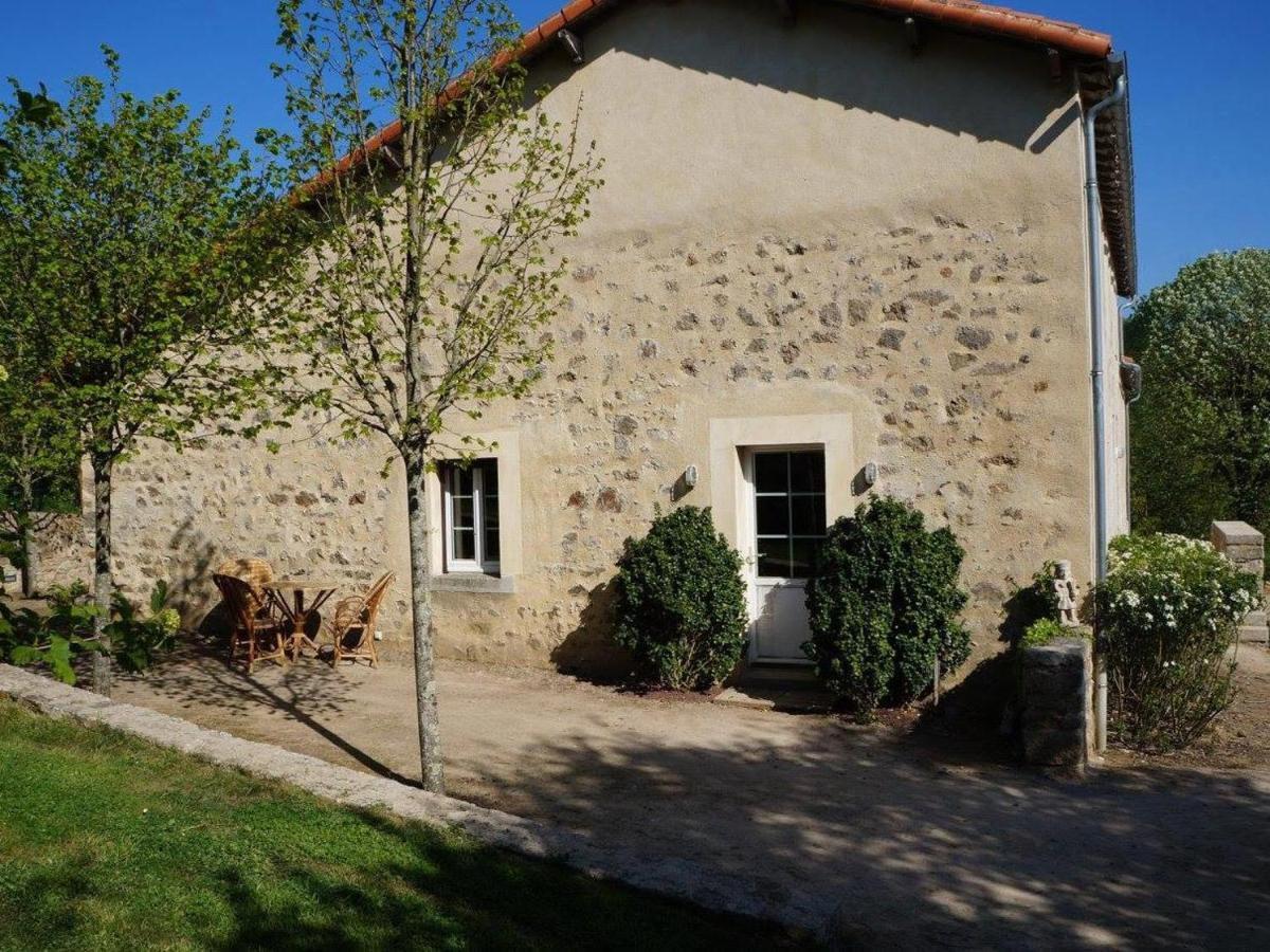 L'Escale Du Bocage Piscine Couverte Chauffee La Flocellière Exterior foto