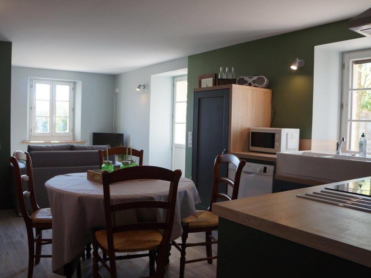 L'Escale Du Bocage Piscine Couverte Chauffee La Flocellière Zimmer foto